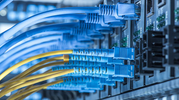 服務器網卡光口和電口的區別?(圖1) 服務器網卡光口和電口的區別?(圖1)