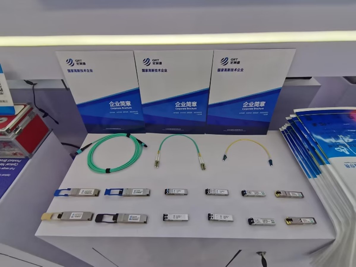 光潤通光模塊及跳線產(chǎn)品 光潤通光模塊及跳線產(chǎn)品